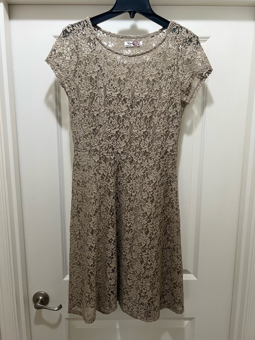 Romeo & Juliet Couture Taupe Lace Midi Dress